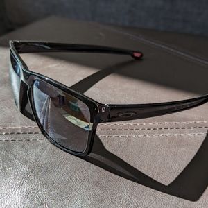 Oakley Sliver Sunglasses